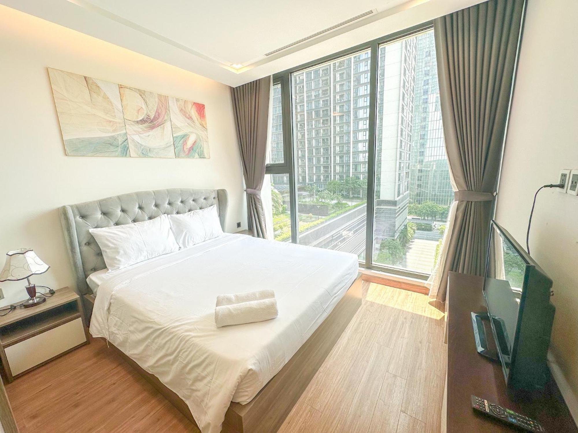Premium Apartment Vinhomes Metropolis Badinh Hanoi Esterno foto